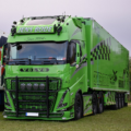 Talmu dagrijlamp HELDER gemonteerd op Volvo FH5