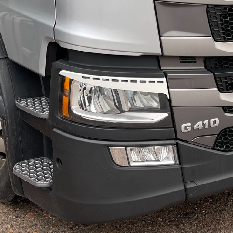 Scania Next Gen Scheinwerferblende TYP 2 - Vepro AD4401-4S - Passend für Scania Next Gen LKW mit LED-Scheinwerfern - EAN: 6438203003025