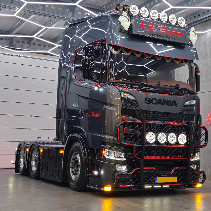 Scania corner shields LARGE - Vepro 4096S / AD4096S - made by van der Heijden Truckstyling Boxtel EAN: 6438203005647
