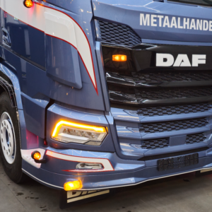 DAF XG / XD truck with various types of additional lighting