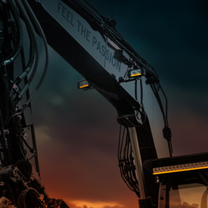 LED work lamp mounted on an excavator - Strands 809220 - EAN: 7350133811404