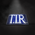T.I.R. bord BLAUW / WIT – 40x25cm