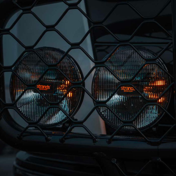 Strands IZE LED verstraler voorzien van een lichtgevend logo