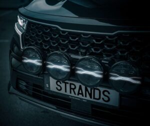 Dragon Drive 7 inch spotlight mounted on a vehicle