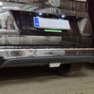 098-001 montiert auf einem Mercedes-Bus