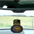 Poppy Grace Mate New Car Duftanhänger - extra günstig - für dein Auto, deinen LKW oder dein Wohnmobil - mit Gummiband - dein Lieblings-Poppy-Duft - EAN: 8719689706647